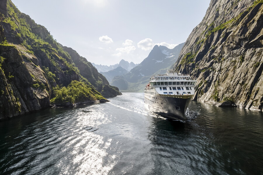 Premium voyage through Japan and East Asia